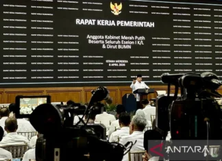 Prabowo Jelaskan Alasan Kumpulkan Menteri hingga Eselon I di Istana