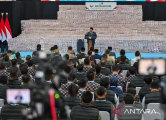 Presiden: Dana Penertiban Satgas PKH untuk Perbaiki Sekolah dan Rumah