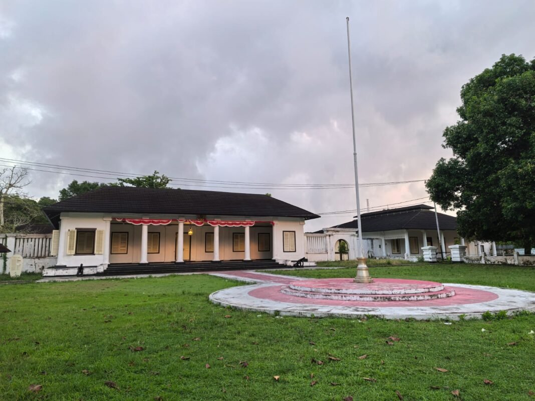 Masuk Istana bung hatta