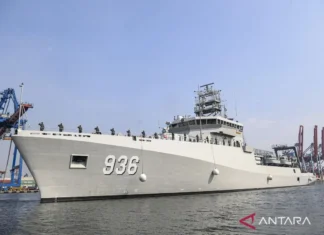 TNI AL Terima KRI Penyelamat Kapal Selam Pertama di Indonesia
