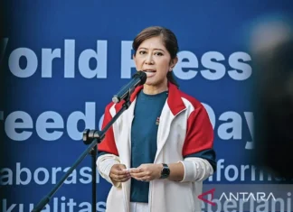 Menkomdigi Tegaskan Jurnalis Jaga Kebenaran di Tengah Arus Informasi