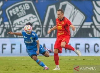 Persija Diinstruksikan Jamu Persib di Samarinda