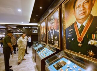 Prabowo Resmikan Renovasi Museum dan Perpustakaan Seskoad di Bandung