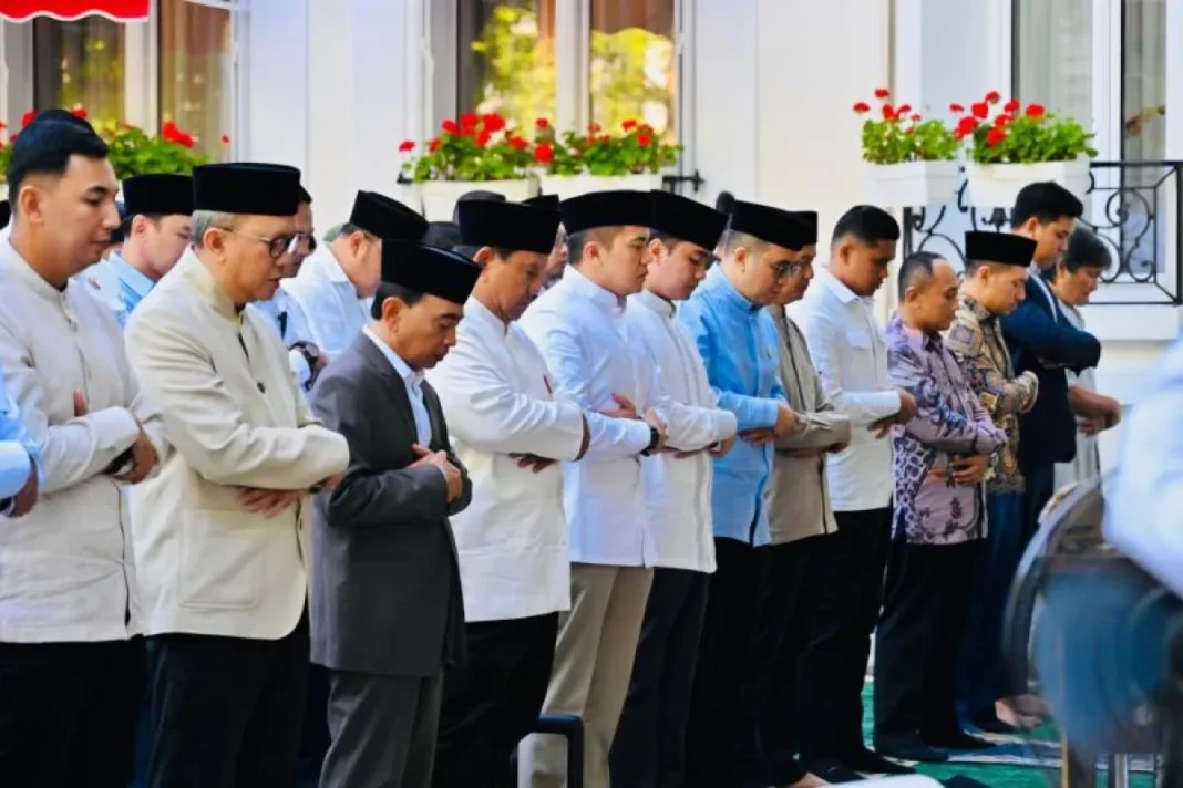 Prabowo shalat Idul Adha bersama diaspora Indonesia di Paris