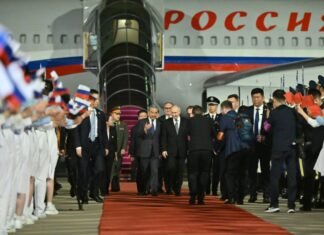 Putin Tiba di Beijing, Disambut Meriah Pemerintah China