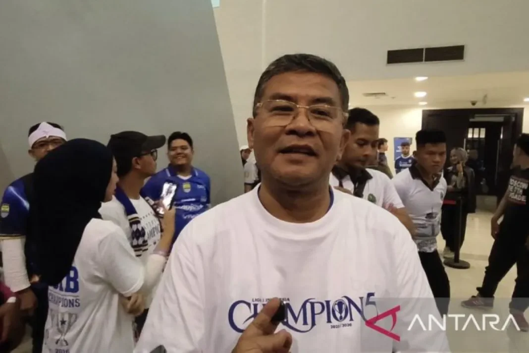 Wagub Jabar minta Bobotoh tertib saat konvoi Juara Persib di Bandung