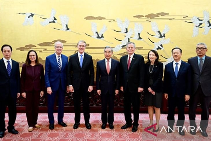 senator AS berkunjung ke Beijing