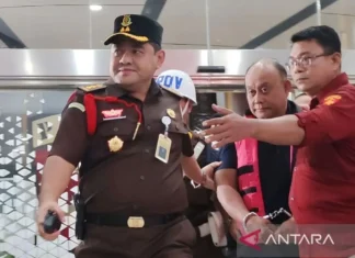 Usai Geledah Kantor BGN, Kejaksaan Tahan Dadan Hindayana