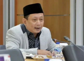 Anggota DPR Sebut Usia 60 Tahun Usia Matang untuk Polri