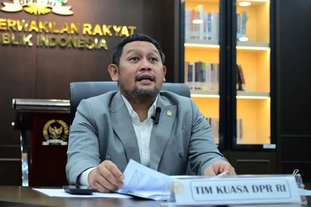 Anggota DPR tegaskan masyarakat tak boleh diintimidasi debt collector