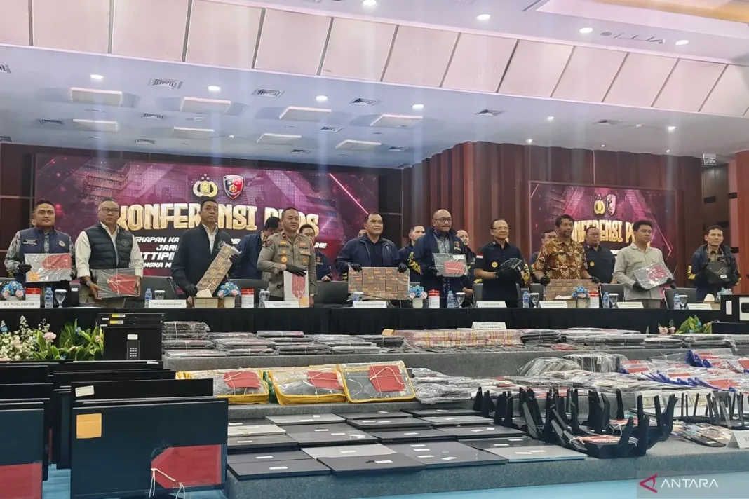 Bareskrim tetapkan 287 WNA sebagai tersangka kasus judol Hayam Wuruk