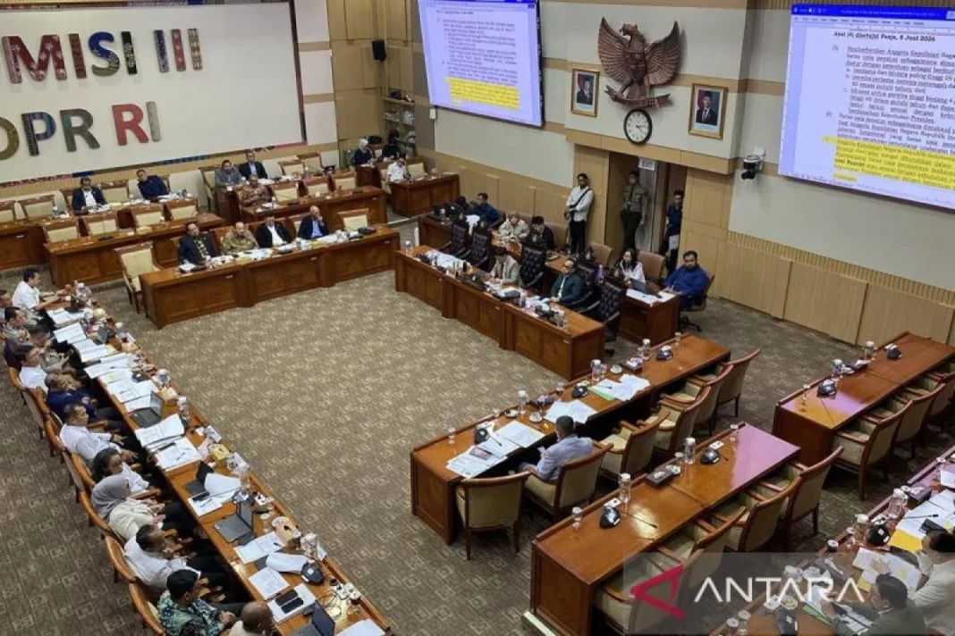 DPR-pemerintah sepakat RUU Polri atur usia pensiun 59 dan 60 tahun