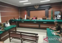 Hakim Tolak Gugatan Praperadilan Bupati Nonaktif Sitaro