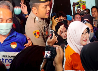 Seperti ‘Messi’, Pewarta Kena Gocek Mobil Tahanan Roy Suryo-Tifa di RS Polri Kramatjati