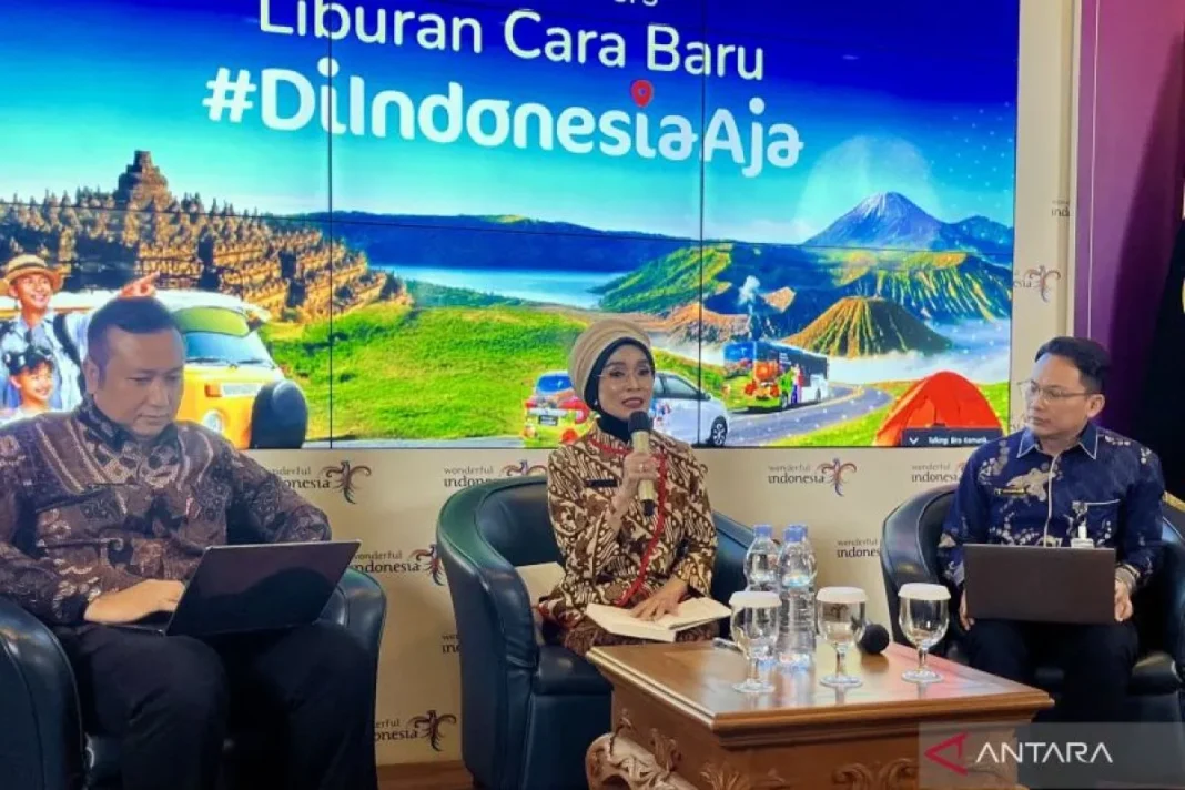 Kemenpar ajak berwisata lewat Liburan Cara Baru DiIndonesiaAja