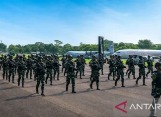 Kemhan Pamerkan Pasukan Ahli Drone Kamikaze saat Defile di Lanud Halim