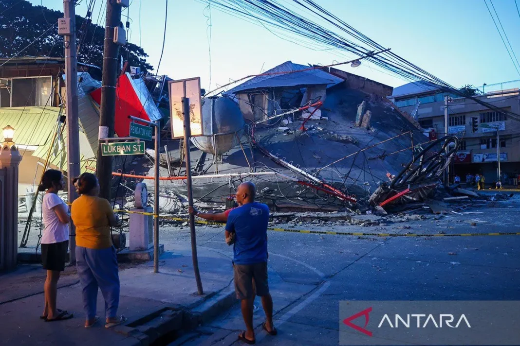 Korban tewas akibat gempa di Filipina selatan menjadi 37 orang