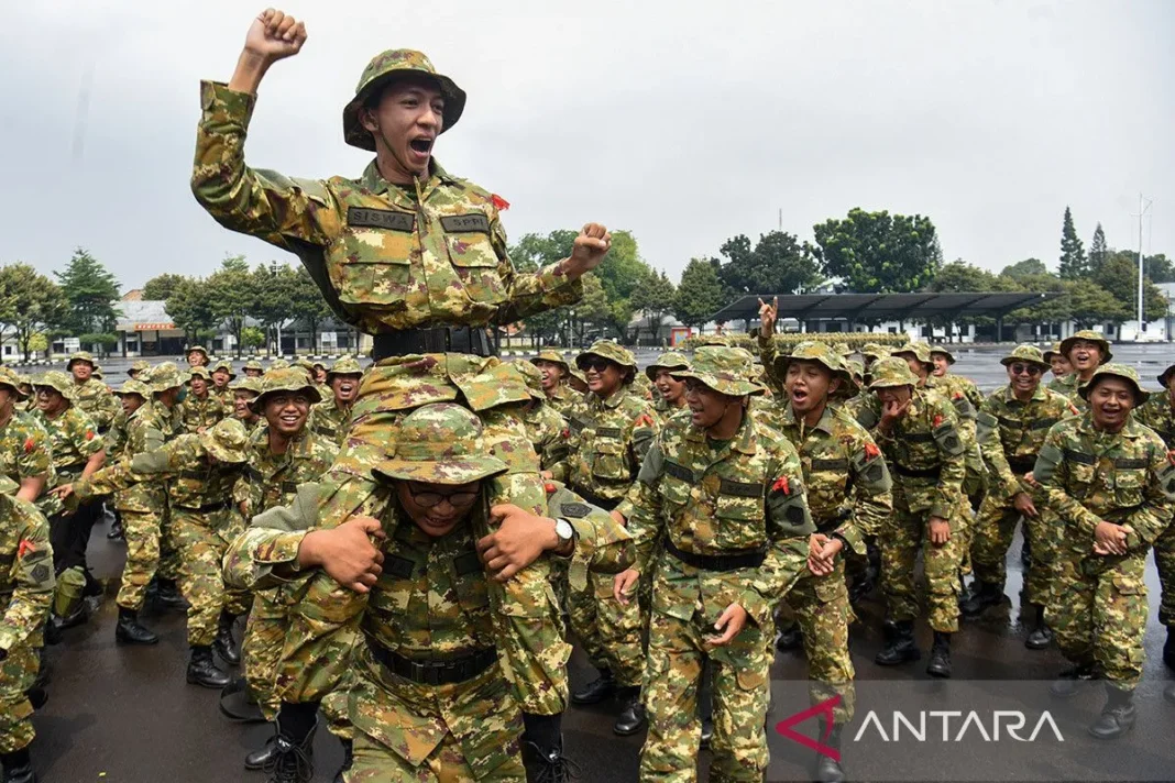 Marinir jelaskan prosedur penanganan peserta sakit saat latsarmil