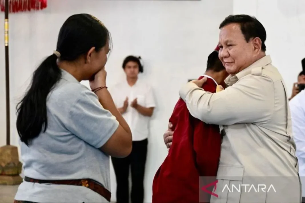Presiden minta siswa SR belajar dengan keras dan selalu sopan