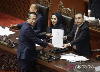 Rapat Paripurna DPR Setujui RUU Polri Disahkan menjadi Undang-Undang