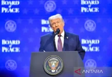 Trump: Tanpa Kesepakatan Damai, Iran bisa Dibombardir sampai Dua Tahun