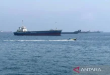 Trump Sebut AS Bantu 100 Juta Barel Minyak Lewati Selat Hormuz
