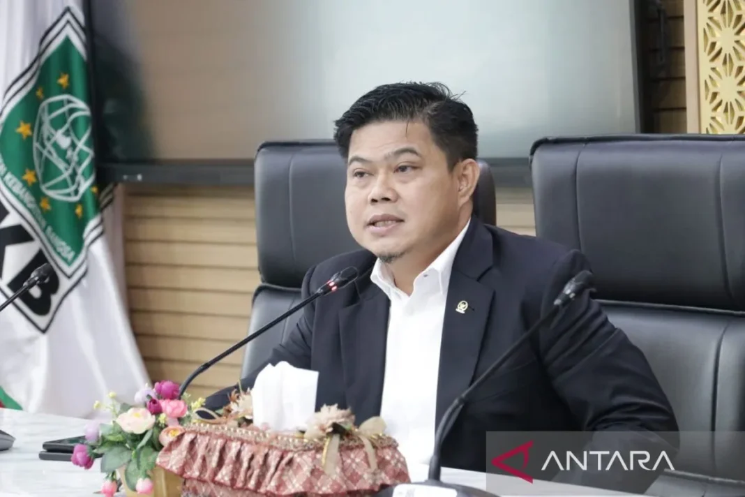 Anggota Komisi I Kemhan evaluasi latsarmil keputusan tepat