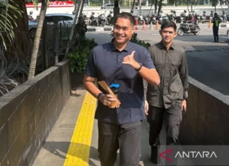 Eks Menpora Dito Ariotedjo Penuhi Panggilan KPK jadi Saksi Kasus Kuota Haji
