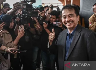 Hakim Kabulkan Sebagian Praperadilan Roy Suryo di Kasus Penggeledahan