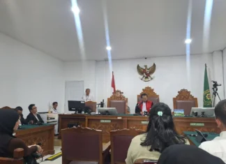 Hakim Tolak Praperadilan Roy Suryo soal Kasus Penetapan Tersangka