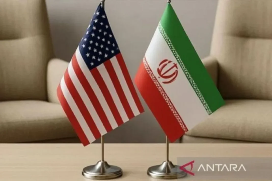 Iran menilai AS gunakan tekanan militer menjelang negosiasi lanjutan