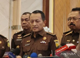 Jamwas sebut Febrie Adriansyah masih Terima Gaji