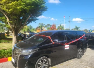 KPK Sita Mobil Alphard Milik Bupati Lombok Barat nonaktif LAZ