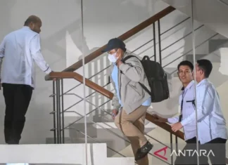 KPK Umumkan Tersangka terkait OTT Bupati Lombok Barat