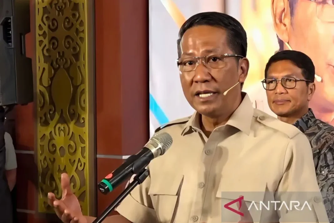Menkum bakal kaji ulang kenaikan tarif naturalisasi-lepas status WNI