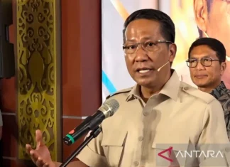 Menkum Bakal Kaji Ulang Kenaikan Tarif Naturalisasi-Lepas Status WNI