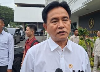 Yusril Anggap Wajar Biaya Lepas Status WNI Rp5 Juta: Tinggal Dipatuhi!