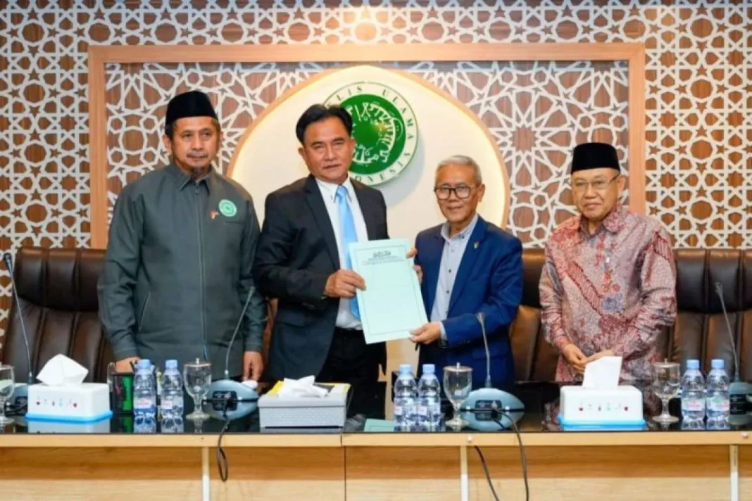 Yusril tegaskan komitmen RI ke Palestina dalam audiensi dengan MUI