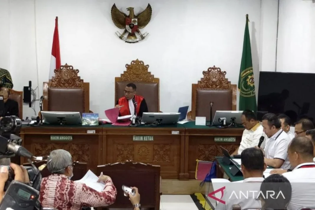 Bukan emas 74 kg, Febrie Adriansyah minta barang pribadi dikembalikan
