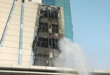 Damkar Terjunkan 75 Personel untuk Tangani Kebakaran Hotel Pullman Grogol
