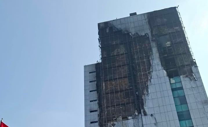 Gerak Cepat! Gulkarmat Berhasil Tangani Kebakaran Gedung Bapenda Jakarta, 37 Damkar Dikerahkan