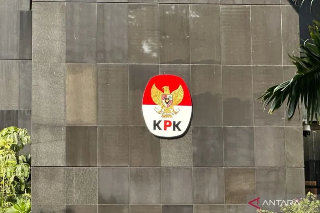 KPK geledah Bappenda dan BKPSDM Kabupaten Bogor