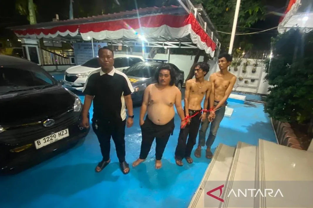Polisi ringkus empat perusak kabel optik di Pademangan