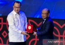 Riset Baterai Nasional, Guru Besar UNS Raih Indonesia Innovator Award
