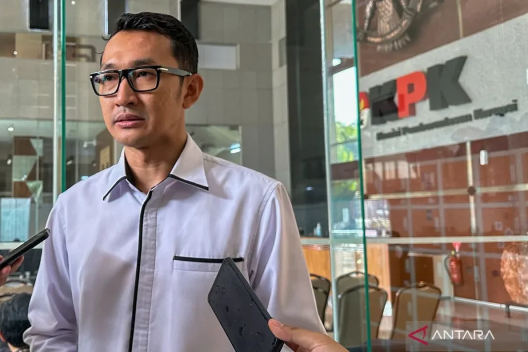 KPK kembali sita mobil dari anggota DPRD Kota Bengkulu Vinna Ledy