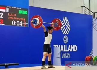 Luluk dan Juliana Buka Perburuan Medali Angkat Besi Indonesia