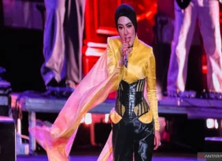 Tujuh Tahun Menepi, Syahrini Kembali Manggung di Pestapora 2026