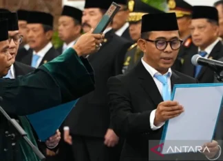 Prabowo Lantik Nuzran Joher sebagai Ketua Ombudsman RI