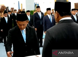 Prabowo Lantik Sarmuji jadi Menteri Perindustrian
