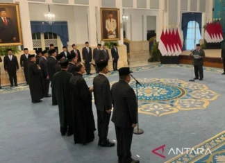 Prabowo Lantik Yusuf Jauhari dan Richard Tampubolon sebagai Wamenhan